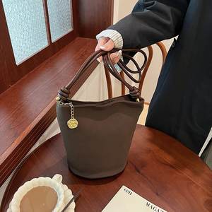 Sac Seau Offre Spéciale Sac à Main Femme Logo Imprimé Personnalisé Givré Rétro Mode Populaire Femmes Dames Sac à Bandoulière - Product Image 5