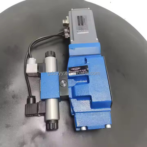 Serie 4WRKE, Proporcionador Hidráulico R901049771 4WRKE25W8-350L-3X/6EG24TK31/A1D3M 4WRKE16 4WRKE27 4WRKE10 4WRKE35 - Product Image 1