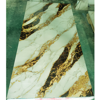 Panneau mural en feuille de marbre PVC à revêtement UV Panneau mural moderne en PVC doré ignifuge de qualité