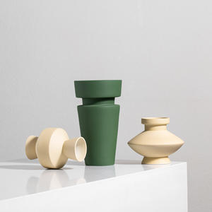 Nouveau vase en céramique fait main, moderne, minimaliste et créatif, vase à fleurs haut <span class=keywords><strong>de</strong></span> gamme, décoration d'intérieur INS pour salon et bureau - Product Image 1