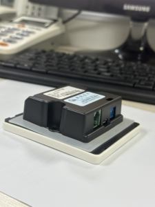 Teléfono de socorro de una tecla para hospitales y hogares de ancianos Teléfono inalámbrico de línea analógica para tarjeta SIM SOS Teléfono inalámbrico GSM - Product Image 3