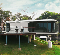 Capsule de camping de luxe moderne, système intelligent, design tendance, capsule spatiale préfabriquée en acier