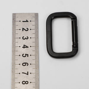 Mosquetón de Aleación de Aluminio de 50mm de Alta Calidad al por Mayor, Personalizado, Negro, Rectangular, para Llavero, Bolsa Táctica, Industria Pesada - Product Image 3