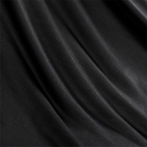 Tessuto di seta Jersey di colore nero di seta lavorato a maglia di vendita caldo di buona qualità 29 m/m 135cm per abiti da donna - Product Image 5