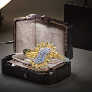 Elegante anillo de oro liso de corte redondo a la moda para fiesta de boda o regalo de compromiso de aniversario - Product Image 1