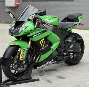 Utilisé pour la <span class=keywords><strong>Kawasaki</strong></span> Zx-10r de 2010. 1000 cm³. Motos sportives d'occasion de haute qualité - Product Image 1