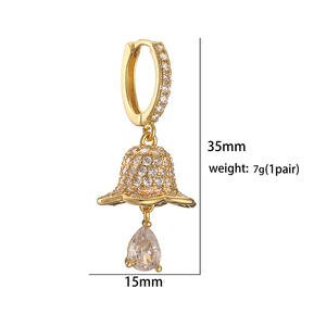 2024 moda gran oferta latón 18K chapado en oro joyería de mujer campana de Navidad árbol bolsa de regalo pendientes de gota de circón para regalo - Product Image 3