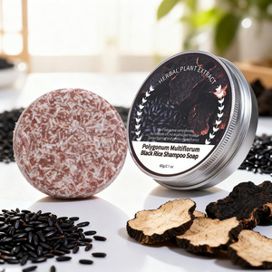 <span class=keywords><strong>Savon</strong></span> Solide Artisanal en Gros OEM au Romarin, Gingembre et Polygonum Bio Naturel pour la Croissance Capillaire, Éliminateur d'Odeurs et Hydratant - Product Image 4