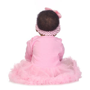 Poupée <span class=keywords><strong>Reborn</strong></span> <span class=keywords><strong>Bébé</strong></span> Afro-Américain en Silicone Vinyle Noir de 55 cm, Corps Complet, Souriant, Jouets pour Filles - Product Image 5