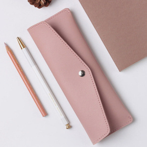 Étui à crayons en cuir de style coréen, frais et mignon, style enveloppe, mini porte-stylos en PU de couleur unie, rangement pour fournitures scolaires - Product Image 1