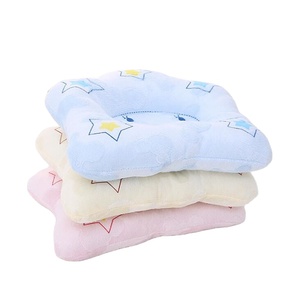 Almohada para Dormir para Bebés Recién Nacidos, Linda Almohada para Bebé con Estampado de Estrellas en Relieve - Product Image 1