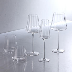 <span class=keywords><strong>Bordeaux</strong></span> de conception moderne pour les verres à vin Gobelets en cristal clair côtelés fins personnalisés pour vin rouge Champagne personnalisé - Product Image 1