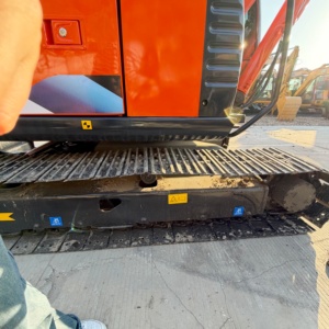 حفارة هيتاشي 60 يابانية مستعملة أصلية صنع في اليابان، آلة حفر زاحفة مستعملة طراز ZX60 - Product Image 3