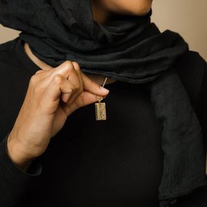 Dainty Eid Acier Inoxydable Islam Musulman «La Beauté de la Douleur» Calligraphie Gravée «Sans Douleur, Nous ne Connaîtrions pas la Joie» Collier - Product Image 3