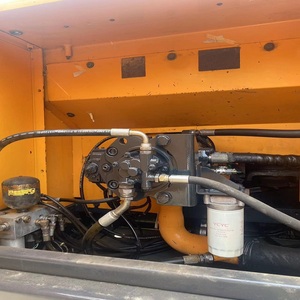 Excavadora usada Hyundai 305 de alta calidad y buen rendimiento, a buen precio - Product Image 6