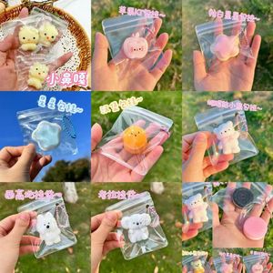 <span class=keywords><strong>Jeu</strong></span> de société micro-squishy en gros, jouet à presser mignon effet slime, figurines miniatures d'aliments et d'animaux, cadeau pour diffusion en direct - Product Image 1