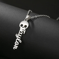 Collier avec pendentif en forme de crâne personnalisé, en acier inoxydable 316L, collier gravé avec un nom personnalisé, bijoux cadeau pour Halloween