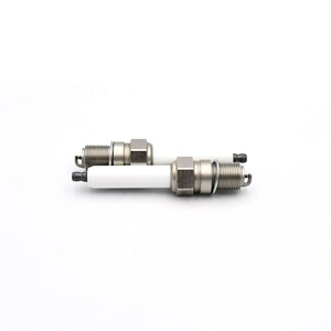 Remplacement de la bougie d'allumage du moteur pour Cat 243-4291 - Product Image 3