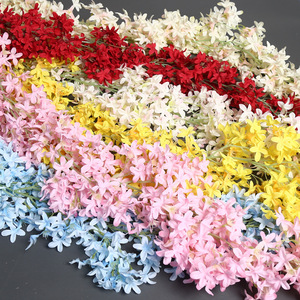 Guirlandes artificielles de lilas Shibashiba 170 cm, fleurs en soie, décoration de plafond de mariage, décoration murale - Product Image 1