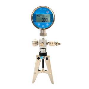 20 Bar pnömatik basınç kalibratörü el basınç kalibrasyon pompası - Product Image 1