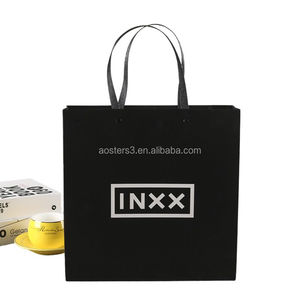 Sacs cadeaux personnalisés de luxe en papier recyclé avec poignée en ruban, logo en relief, impression, revêtement UV, dorure à chaud, marque XTY, Guangdong - Product Image 6