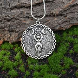 Vintage Wizard Triple Moon <span class=keywords><strong>Fertility</strong></span> Goddess colgante collar para mujer regalo de joyería único - Product Image 1