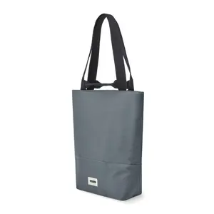 Bolsa Térmica Negra+Blum 16L, Gadgets Sostenibles - Product Image 1