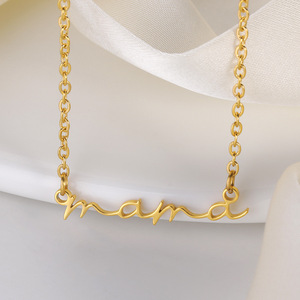 Collana Semplice ed Elegante con Ciondolo 'Mama' in Acciaio Inossidabile Placcato Oro, Regalo per <span class=keywords><strong>la</strong></span> Festa della <span class=keywords><strong>Mamma</strong></span> - Product Image 1