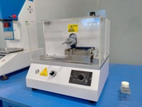 Appareil de rainurage en V automatique rapide pour échantillons en plastique, coupeur de rainures en V