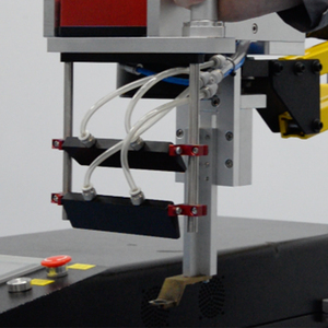 Nouveau Galvanomètre portatif 1500W & 2000W Machine de soudage au laser à fibre Laser haute puissance pour diverses applications - Product Image 3