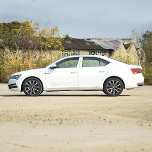 Coche Skoda Superb TSI280 Usado en Rusia, Vehículo 2024 2025, Conducción Izquierda, Disponible en China, Sedán DSG 2023 - Product Image 3