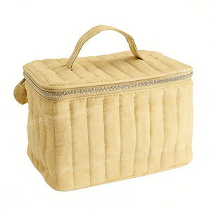 Neceser <span class=keywords><strong>de</strong></span> Belleza Acolchado <span class=keywords><strong>de</strong></span> Lujo Personalizado OEM, Elegante Bolsa <span class=keywords><strong>de</strong></span> Cosméticos con Diseño <span class=keywords><strong>de</strong></span> Rayas Acolchadas, Organizador <span class=keywords><strong>de</strong></span> Maquillaje, Bolsa <span class=keywords><strong>de</strong></span> Almacenamiento <span class=keywords><strong>de</strong></span> Cosméticos - Product Image 5