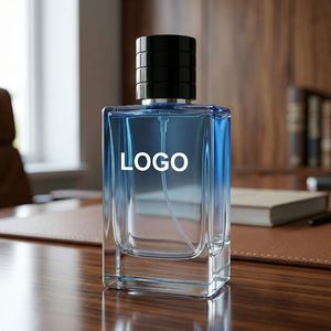 Parfum pour homme en promotion – Tenue longue durée, fragrance boisée et fruitée, pour des rendez-vous passionnés et émouvants – Format voyage bleu en spray - Product Image 4