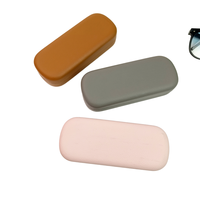 Étui à lunettes en fer PU de haute qualité étui à lunettes de soleil luxueux avec logo personnalisé accessoire à bas prix