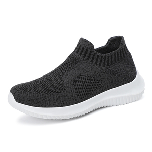 Chaussures de course et de marche légères et respirantes personnalisées avec logo, style slip-on tendance pour femmes, baskets en tricot - Product Image 1
