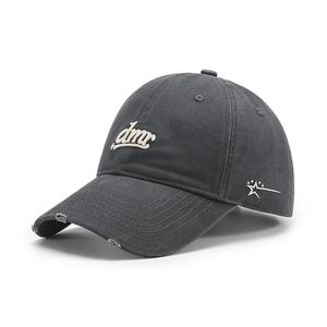 Gorra deportiva orgánica con dijes, compra al por mayor, gorra <span class=keywords><strong>de</strong></span> running color burdeos, gorra <span class=keywords><strong>de</strong></span> calle antidesgarro, protección solar, gorras <span class=keywords><strong>de</strong></span> béisbol personalizadas para Halloween - Product Image 4