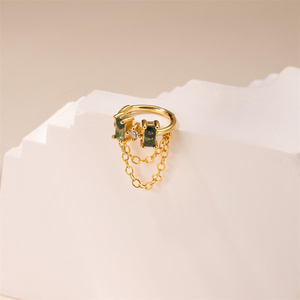 Boucle d'oreille manchette en argent sterling 925 plaqué or 18 carats avec agate verte mousse et franges de diamants, pierre naturelle élégante, clip d'oreille à dos plat, bijou - Product Image 3