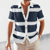 Sommer Neue Mode Atmungsaktiver Gestreifter Einknopf-Cardigan mit Halben Ärmeln aus Polyester Lässiger Lockerer Herren-Strickpullover