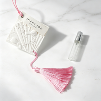 Diffuseur d'huiles essentielles en céramique et porcelaine, fait main, parfumé, en plâtre aromatique, pour voiture et armoire, désodorisant suspendu, vente en gros