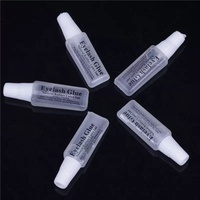 Colle à cils jetable en polyuréthane 2 ml, support OEM, bonne adhérence, utilisation d'urgence pour faux cils, emballage inclus