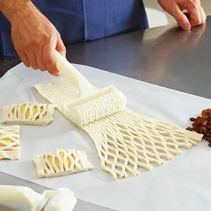 Rouleau à pizza, roulette à pâtisserie, roulette à treillis pour pizza, outils pour steak Wellington, outils de cuisine et de pâtisserie - Product Image 1
