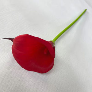 زنبق الكالا الصغير من البلاستيك الناعم رقم. 2 نبات زينة اصطناعي للديكور - Product Image 5