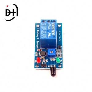1 ช่อง 12V โมดูลเซ็นเซอร์เปลวไฟ การตรวจจับไฟไหม้ โมดูลรีเลย์เซ็นเซอร์แจ้งเตือนเหตุเพลิงไหม้ - Product Image 4