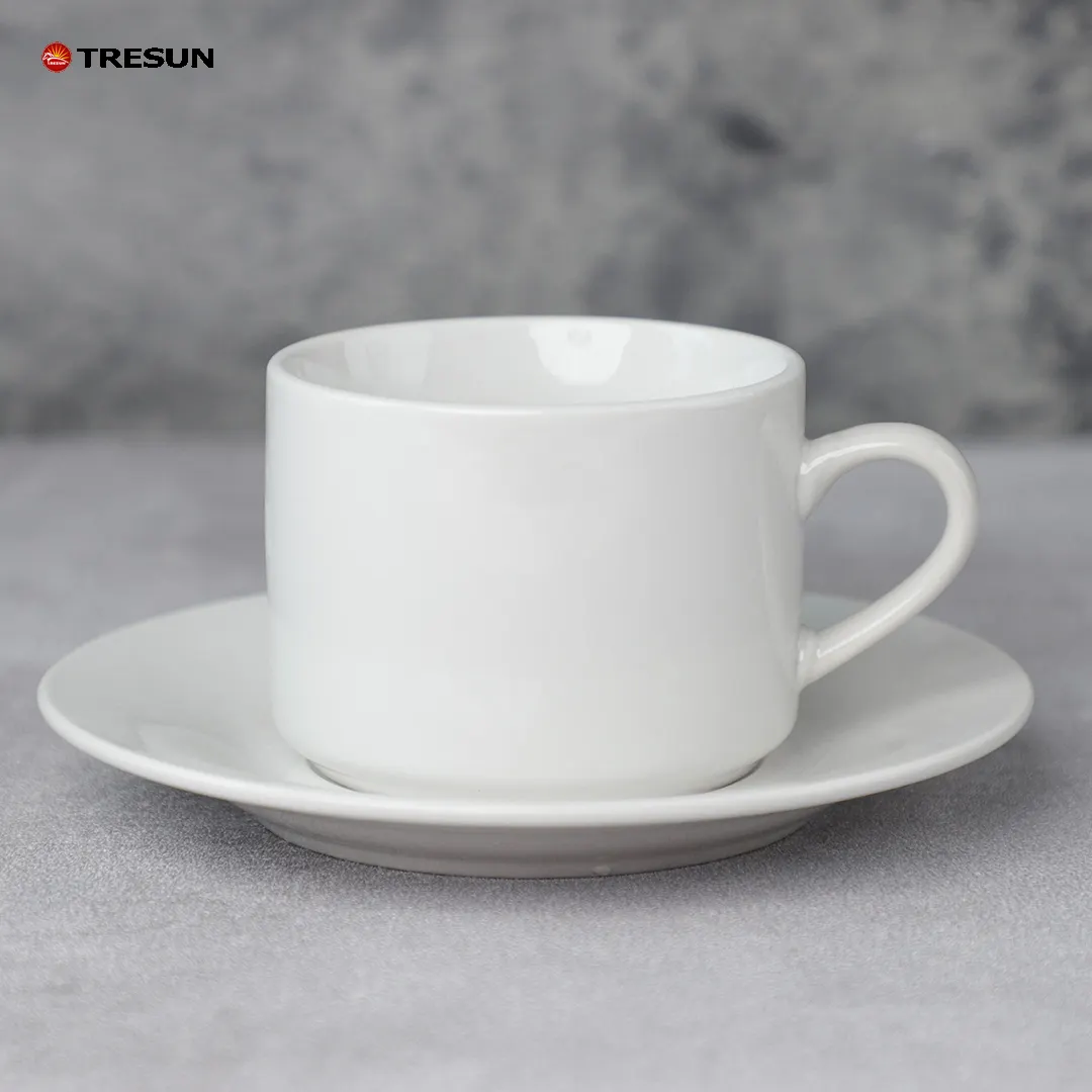 Fatto a mano mini bianco bianco bianco bianco cappuccino caffè espresso personalizzabile logo personalizzato porcellana tazza da tè e piattino set