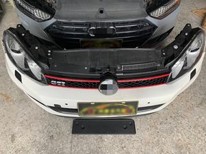 Pour VW <span class=keywords><strong>Golf</strong></span> MK6 GTI, lèvre de <span class=keywords><strong>pare</strong></span>-chocs <span class=keywords><strong>avant</strong></span> en fibre de carbone noire brillante, nouveau matériau ABS, état d'<span class=keywords><strong>occasion</strong></span>, fixation par boulons, 2010-2013 - Product Image 4