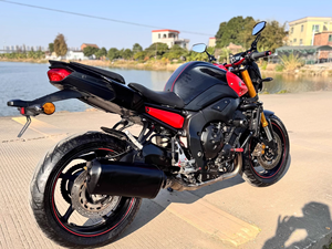 Motocicleta <span class=keywords><strong>Honda</strong></span> <span class=keywords><strong>CB</strong></span> 400 F de Alto Rendimiento, Usada, para Viajes Diarios y Aventuras, a Gasolina - Product Image 3