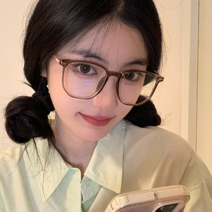 แว่นตากรอบพีซีทรงสี่เหลี่ยมสไตล์เกาหลีสำหรับผู้หญิง ป้องกันแสงสีฟ้า กรอบเต็ม 813 แว่นตาตกแต่งแบบไม่มีค่าสายตา - Product Image 2