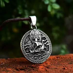 2023 Custom Logo Nordic Viking Pendant Stainless Steel Small Pirate Ship Necklaces And Pendants For Jewelry