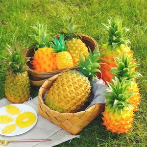 Fête événement décor fruits artificiels <span class=keywords><strong>faux</strong></span> <span class=keywords><strong>ananas</strong></span> pour magasin supermarché fenêtre décoration photographie arrière-plan accessoires - Product Image 1