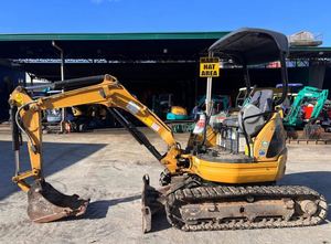 Mini-excavatrice 2T 3T CAT 020CR 020 d'occasion, chenillée, moteur japonais, pompe, certifiée CE, avec accessoire tarière - Product Image 4